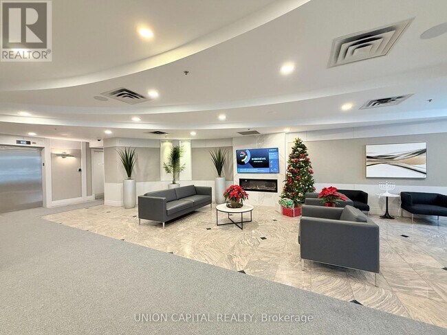 Photo du bâtiment - 39 Oneida Crescent