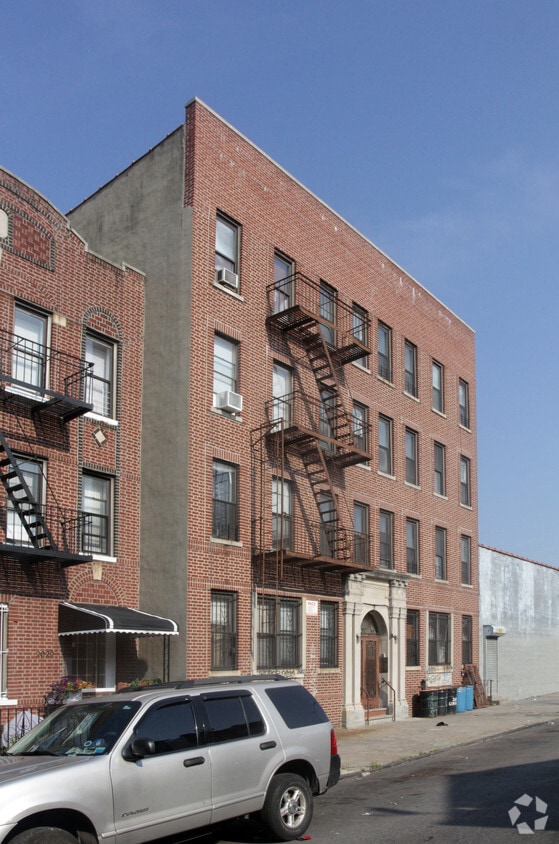 Building Photo - 2016 Union St