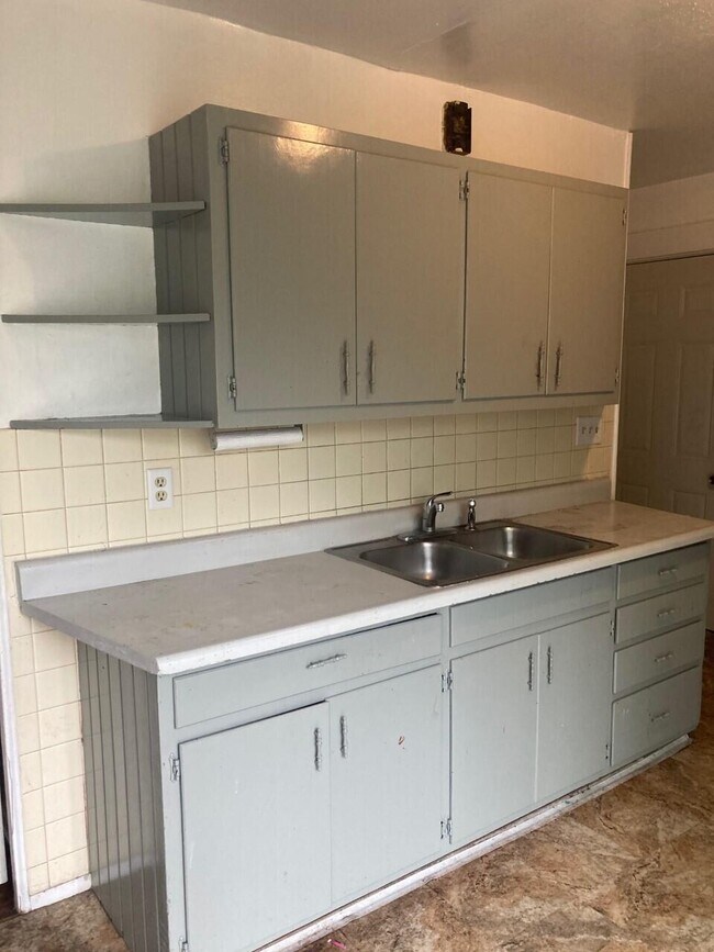 Foto del edificio - 4765 N 48th St