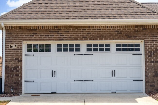 Foto del edificio - 1647 Foston Ln