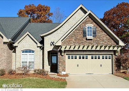 Primary Photo - 129 N Lake Louise Dr