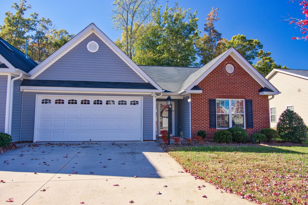 Primary Photo - 1522 Langdon Village Dr