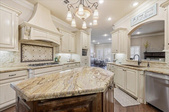Foto del edificio - 6470 Claybourn Dr