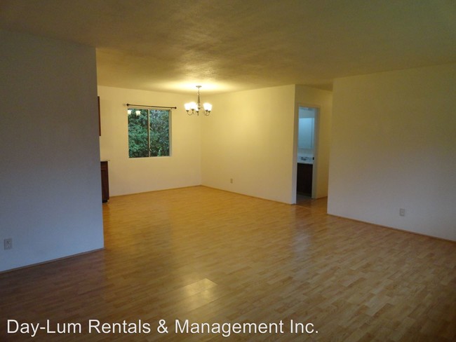 Foto del edificio - 3 br, 3 bath House - 18-7847 N. Kulani Road