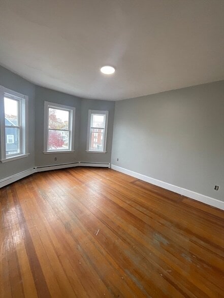 Building Photo - 475 Norfolk St