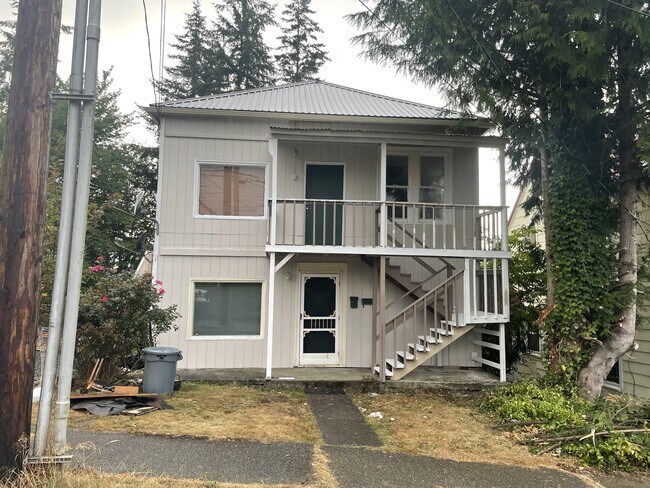 Outside - 432 11th St