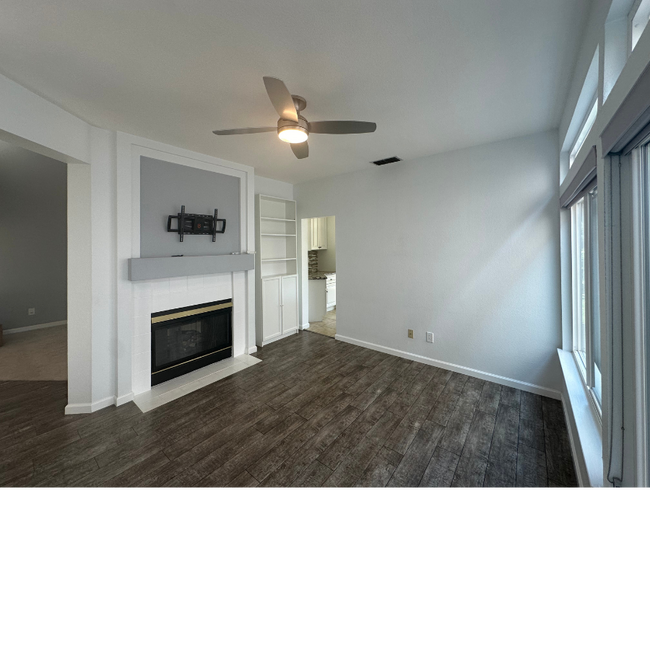 Building Photo - 122 Lakeridge Ln