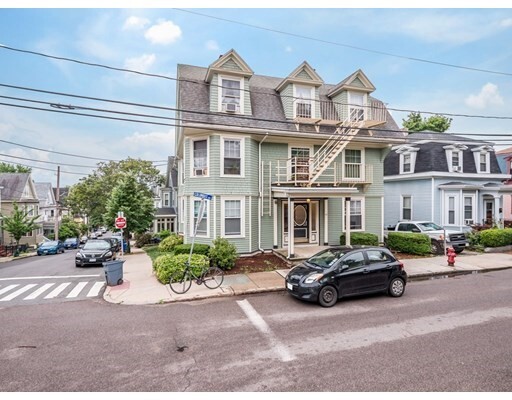 Primary Photo - 50 Columbus Ave