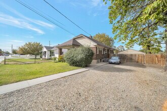 Building Photo - 90 W 7500 S