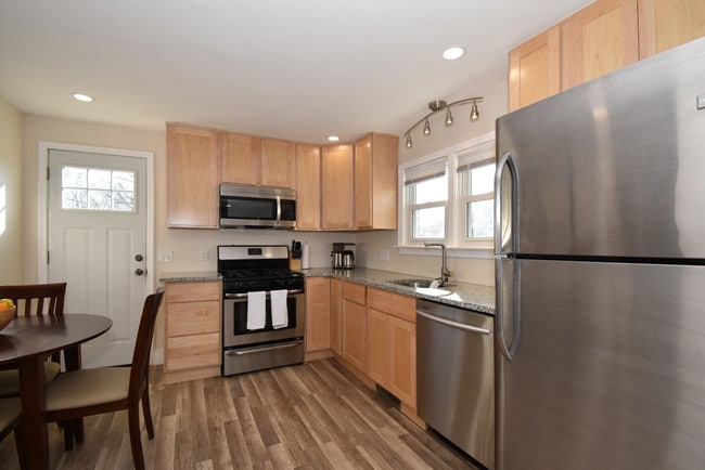 Building Photo - 116 Smith