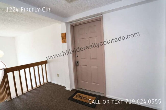 Foto del edificio - 1224 Firefly Cir