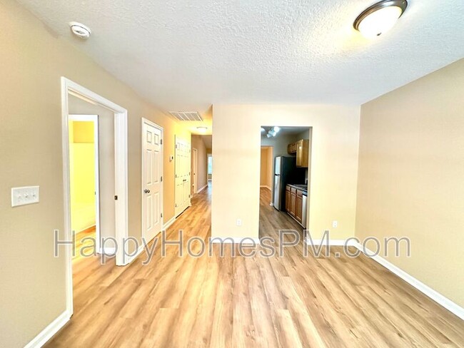 Foto del edificio - 7888 Montview Rd