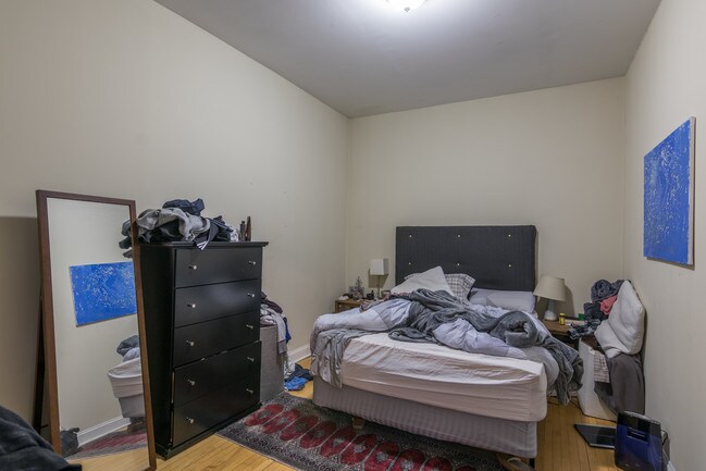 Foto del edificio - 2058 N Albany Ave