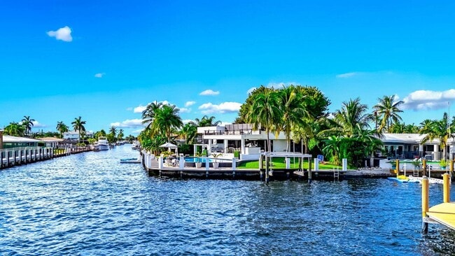 Foto del edificio - 2628 SE 10th St