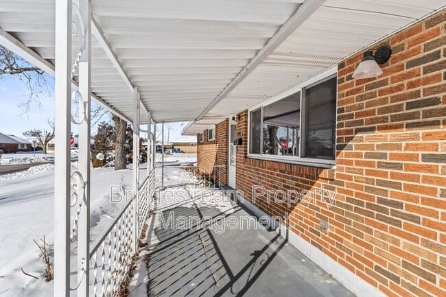 Building Photo - 5912 Bavaria Pl