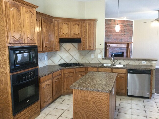 Foto del edificio - 1201 Hampton Bay Dr