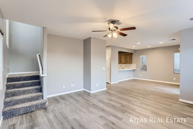 Building Photo - 9170 Grand Sunburst Ct
