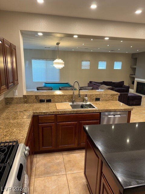 Foto del edificio - 11252 Hilltop View Ln