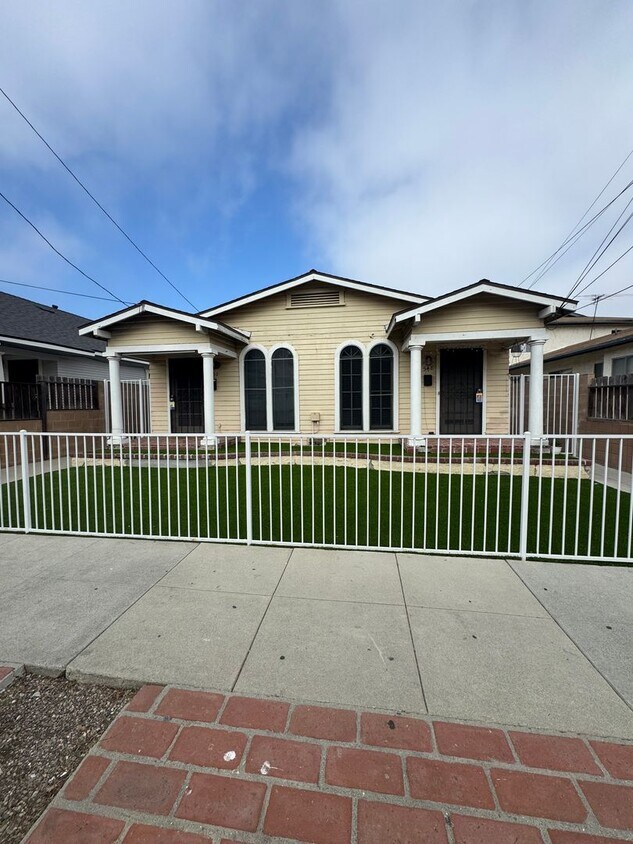 Foto principal - 550-550 W 20th St