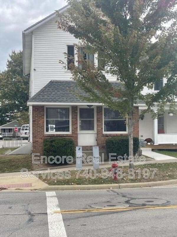 Building Photo - 399 E Main St