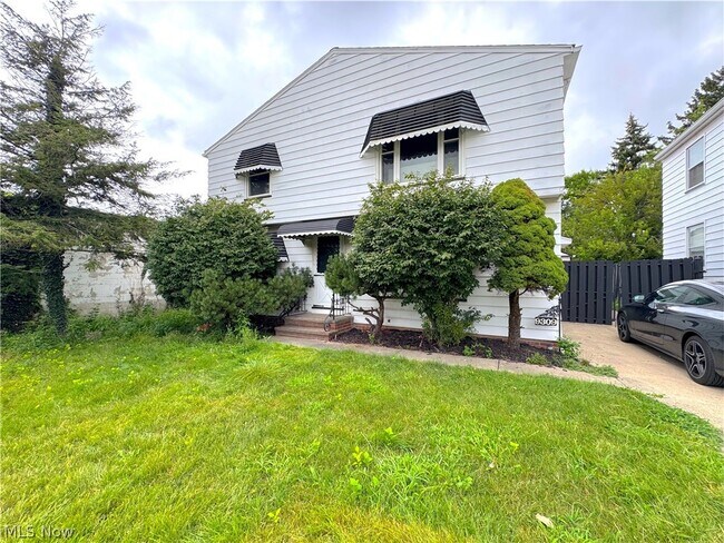 Foto del edificio - 9309 Garfield Blvd