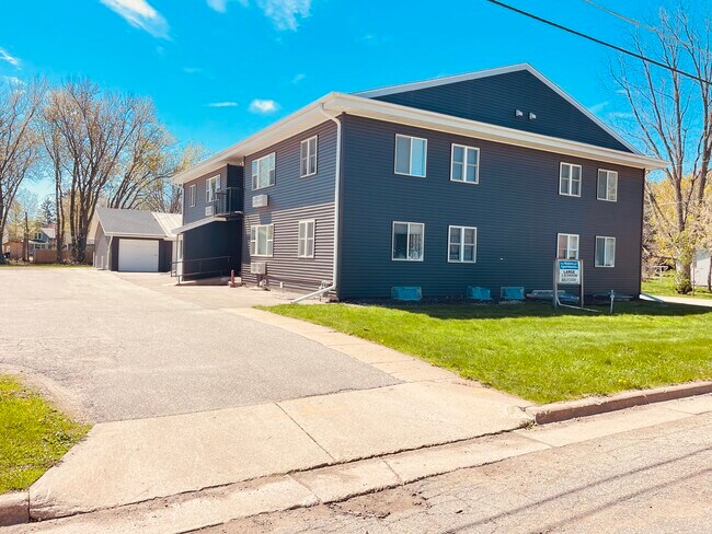 Foto del edificio - 20427 W Clark Ave