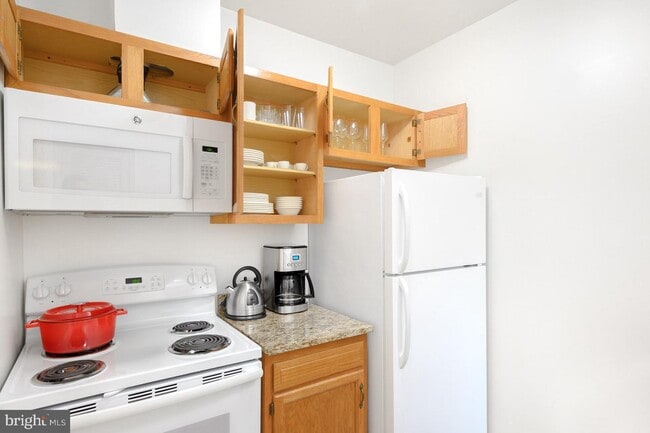 Foto del edificio - 1826 Vernon St NW
