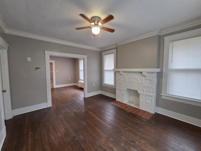Foto del edificio - 637 N Willett St