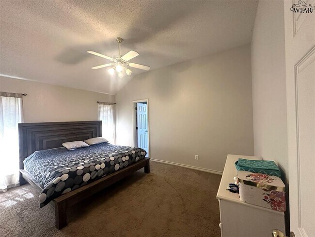 Foto del edificio - 4412 Post Oak Dr