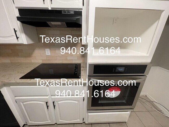 Foto del edificio - Perfect Home and Location! Take $100 of th...