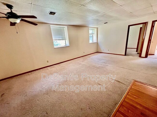 Building Photo - 4200 Arnold Ave