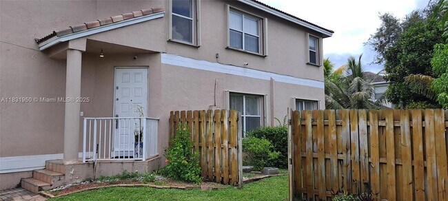 Building Photo - 160 NW 97th Terrace