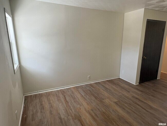 Foto del edificio - 2719 W Radan Ct