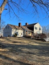 Building Photo - 23 Westview Dr