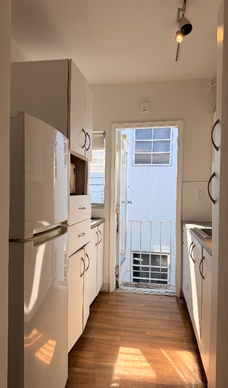 Building Photo - 1334 Euclid Ave