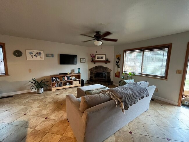 Foto del edificio - 3361 Heavenly Valley Rd