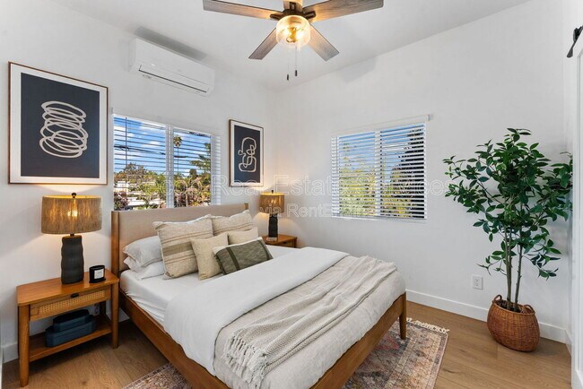 Foto del edificio - 4286 Samoset Ave