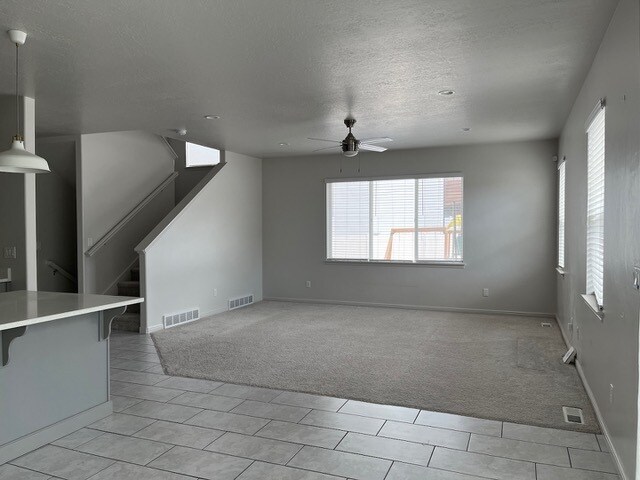 Foto del edificio - 1031 Molly Pitcher Cir