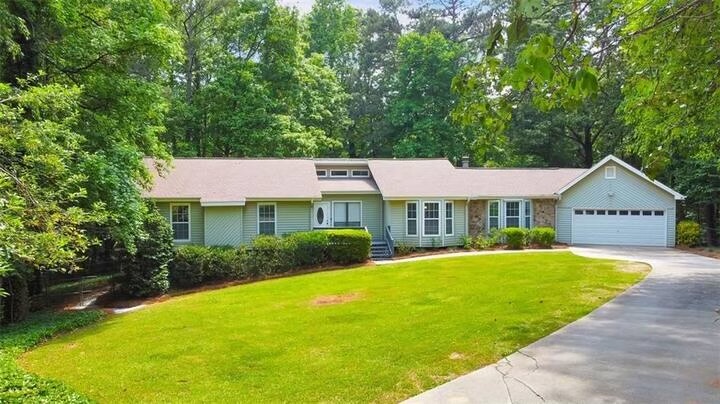 Foto principal - 4528 King Springs Rd SE