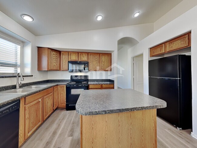 Building Photo - 37884 N Bonnie Ln