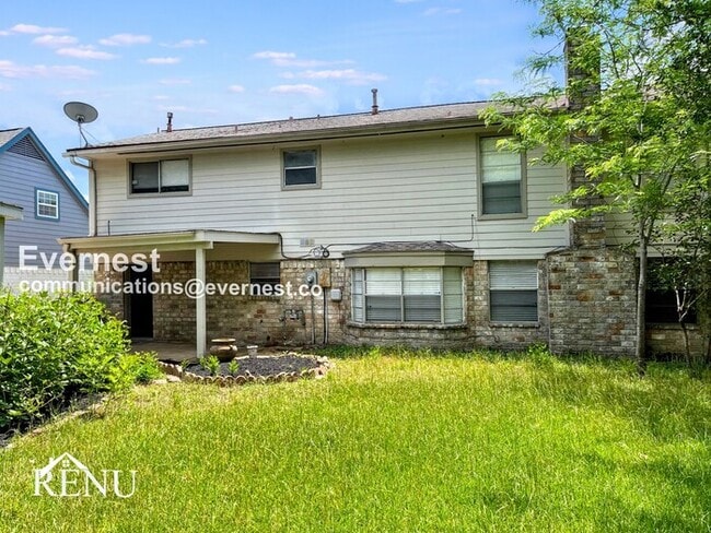 Building Photo - 10223 Sageaspen Ln