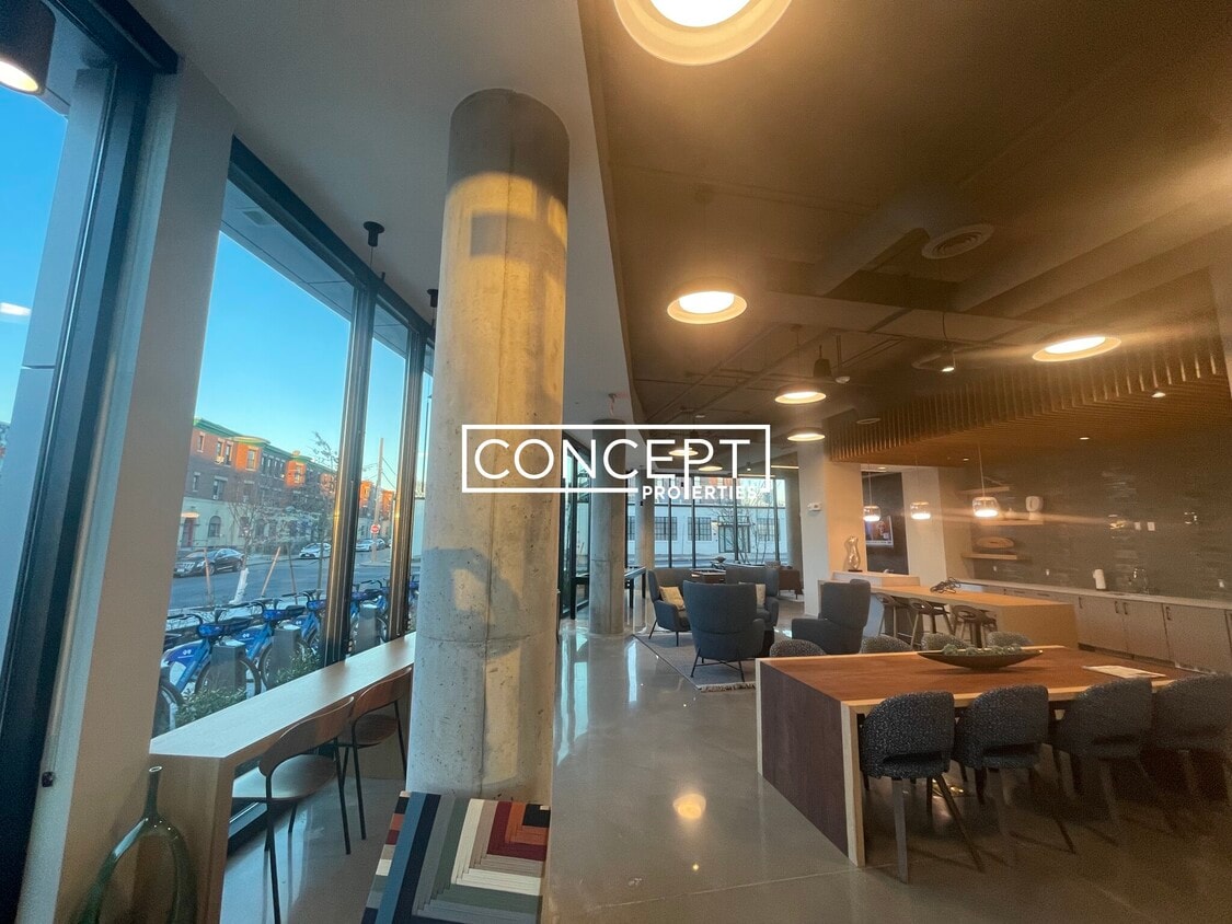 Foto principal - 525 Lincoln St