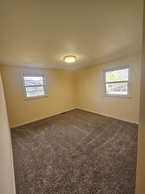 Building Photo - 7451 Stacy Dr