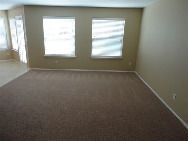 Building Photo - 5512 Parkview Hills Ln