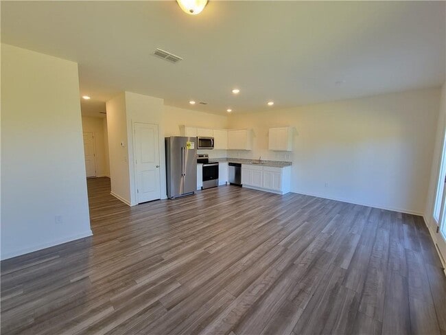 Building Photo - 209 Swindon Dr