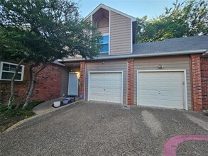 Building Photo - 2507 Plumgrove Cir