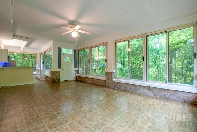 Photo - 867 Rosedale Rd NE Apartment