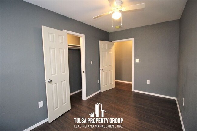 Building Photo - 353 S Zunis Ave