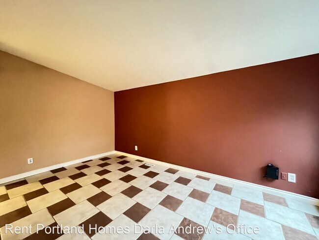 Building Photo - 3 br, 2 bath House - 5614 NE 34th Avenue