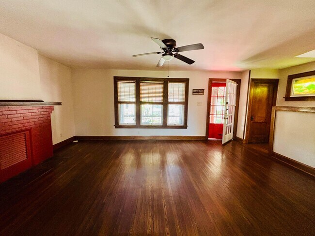 Foto del edificio - 315 Siebert St